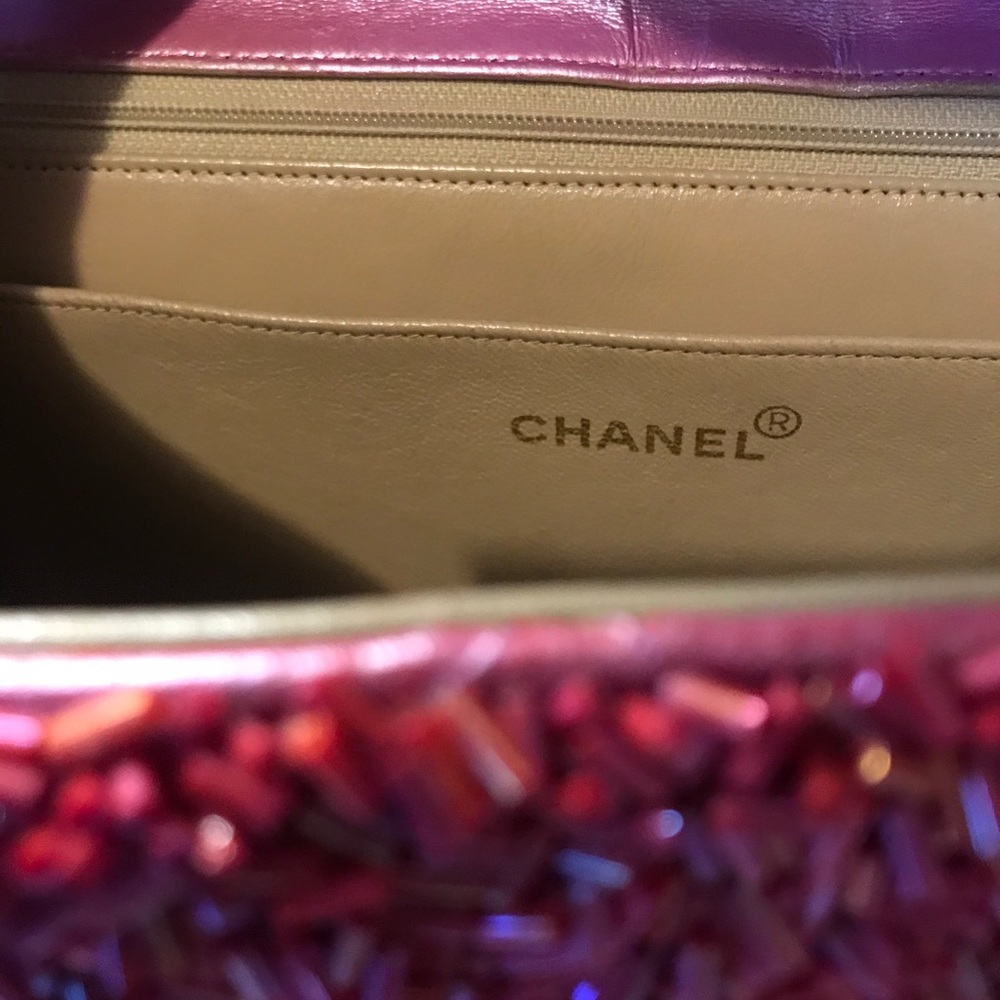 CHANEL Red Beaded Classic Flap Shoulder Bag with Gold Hardware - Picture 11 of 16